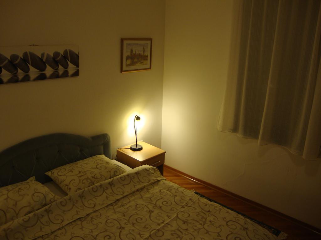 Centre Point Apartment Podgorica Chambre photo